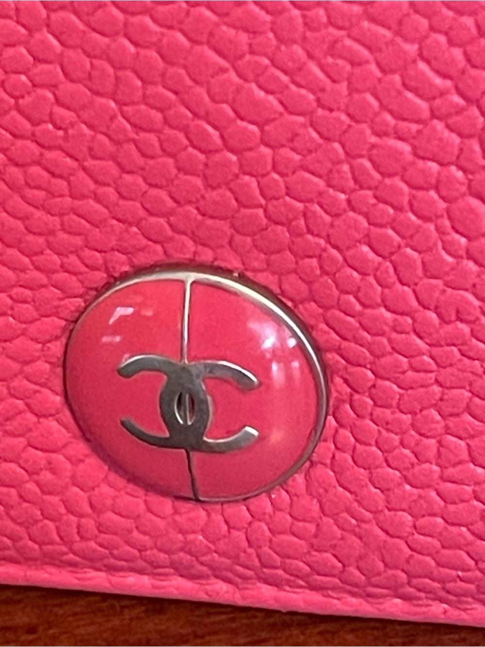 EUC CHANEL COCO BUTTON (CC) LONG BIFOLD WALLET GRAINED CALFSKIN PINK LEATHER - Picture 3 of 17